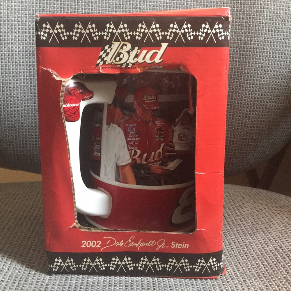 2002 Dale Earnhardt collectible Budweiser beer mug